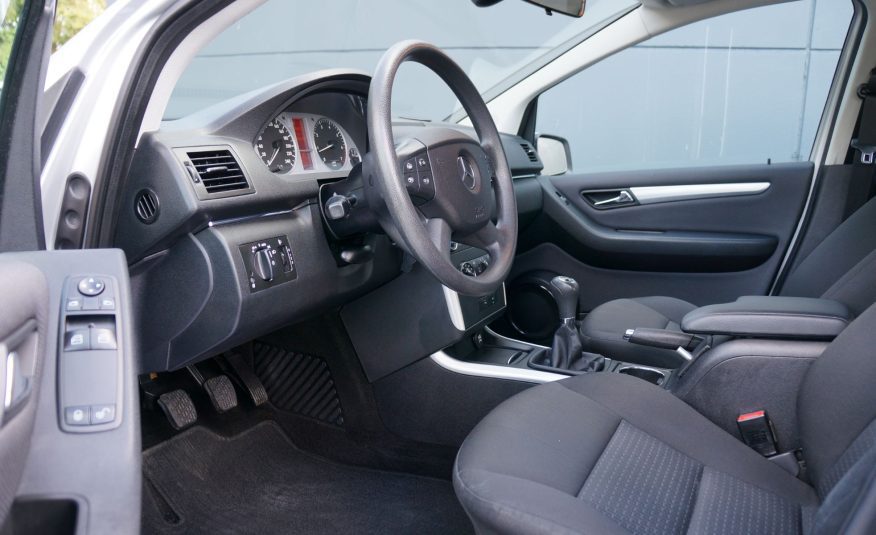 Mercedes Benz B-Klasse B160 BlueEff Business Class Airco PDC